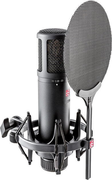 sE Electronics sE2200 Large-Diaphragm Condenser Microphone, with Pop Filter and Shock Mount