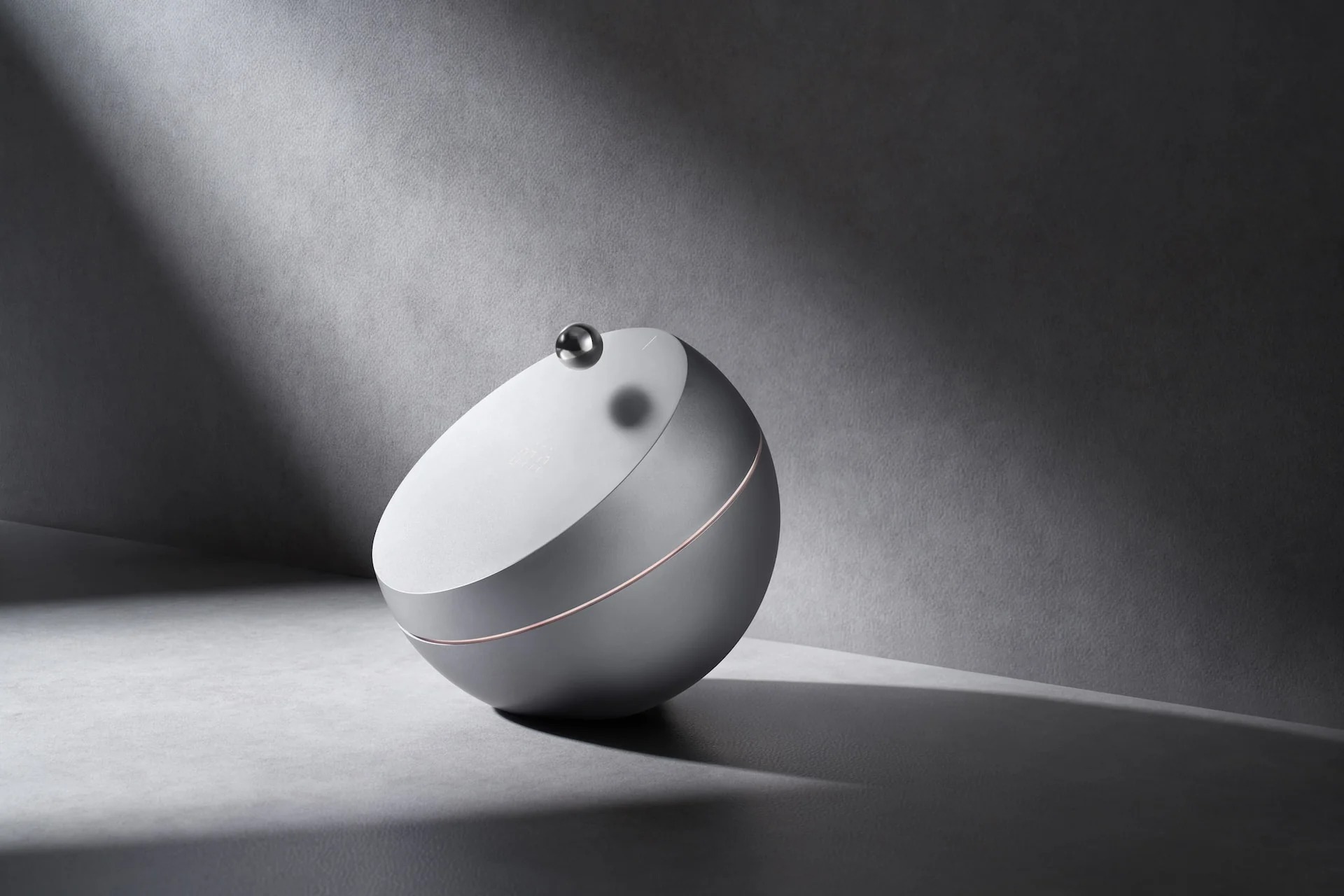 Gravity Player™ Magnetic Levitation Clock – Futuristic Floating LED Desk Clock - Image 3